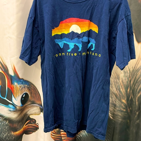 XL Roam Free - Montana Tee - Picture 1 of 3